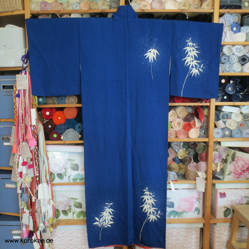 Winter Bambus auf blau Seidencrepe Tsukesage Kimono