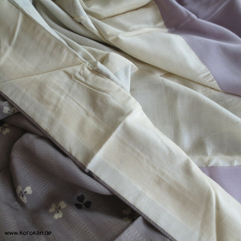 graumauve mit Kleeblättern Komon Kimono