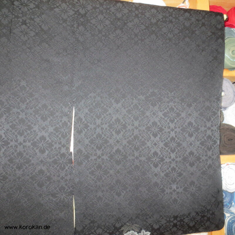 Urushi Blumenrondelle Seidenjacquard Haori Kimono Jacke