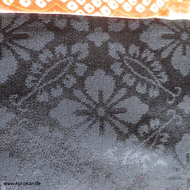 Urushi Blumenrondelle Seidenjacquard Haori Kimono Jacke