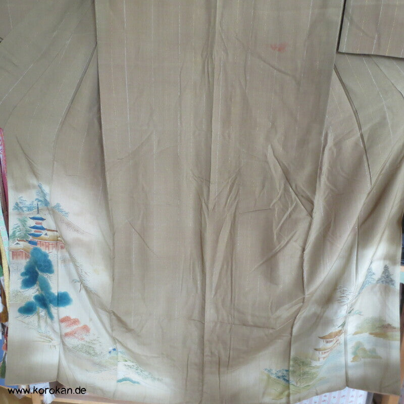 antiker Tempel Irotomesode Japan Kimono, Seidencrepe oliv