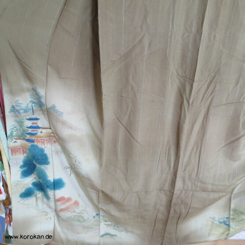 antiker Tempel Irotomesode Japan Kimono, Seidencrepe oliv