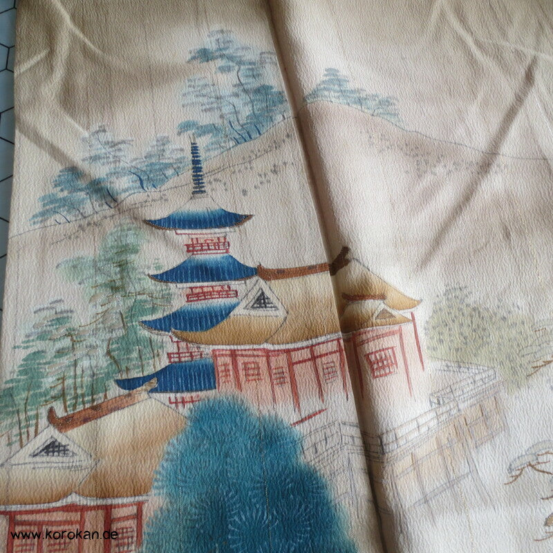 antiker Tempel Irotomesode Japan Kimono, Seidencrepe oliv
