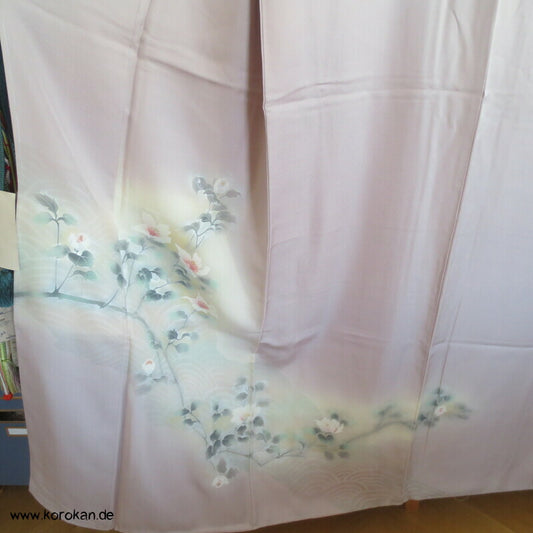 Homongi Kimono Baumpäonien auf blasslila Damast