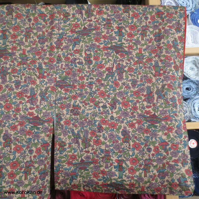 Kinder mit Papierschirmen und Blumen Komon Kimono