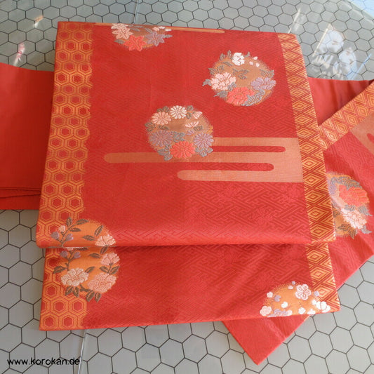 Nagoya Obi Blumenkugeln auf Sayagata