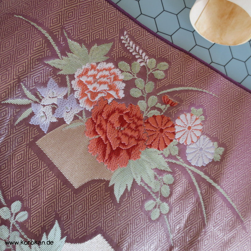 Diamantmuster und Blumenbouquet Nagoya Obi Seidenbrokat