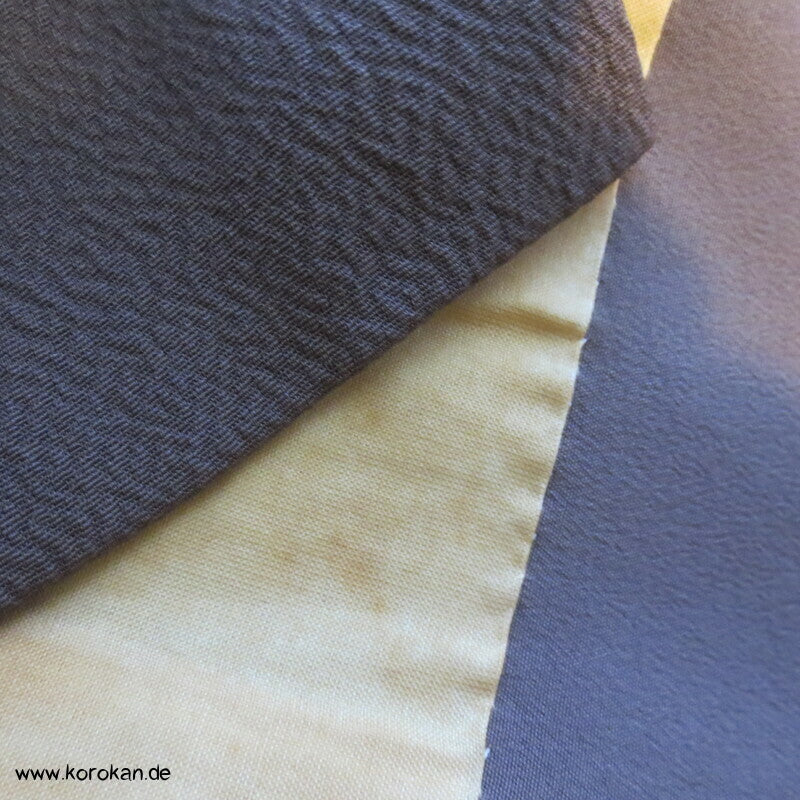 gestickte Streifen, Ton in Ton Irotomesode Kimono, schlammbraun Seidencrepe