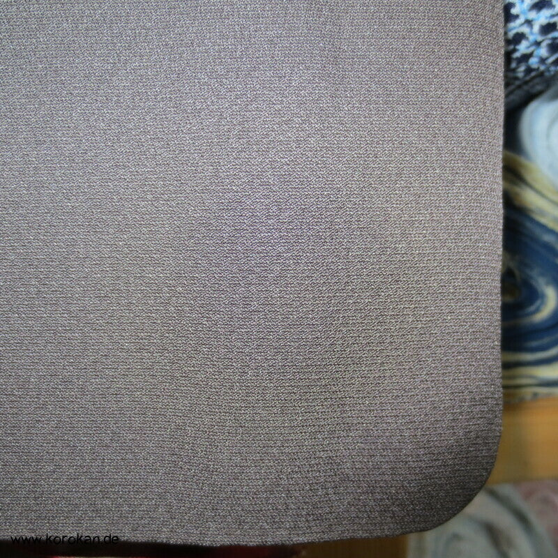 Wellen und Pinien Irotomesode Kimono, taupe Seidencrepe