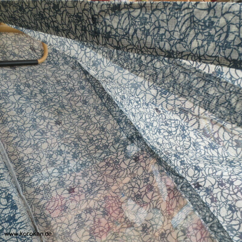 Blumenranken auf Karogewebe Hitoe Kimono, leicht transparent