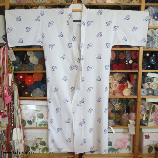 Kamelie Nemaki - Schlaf Kimono