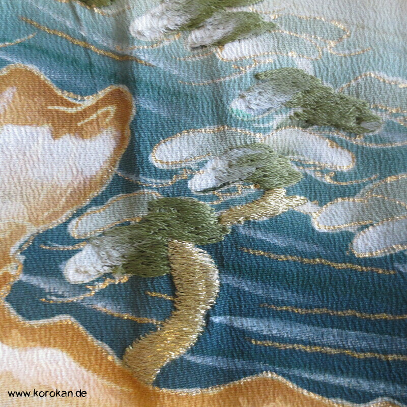 gestickte goldene Kraniche im Flug Tomesode Kimono