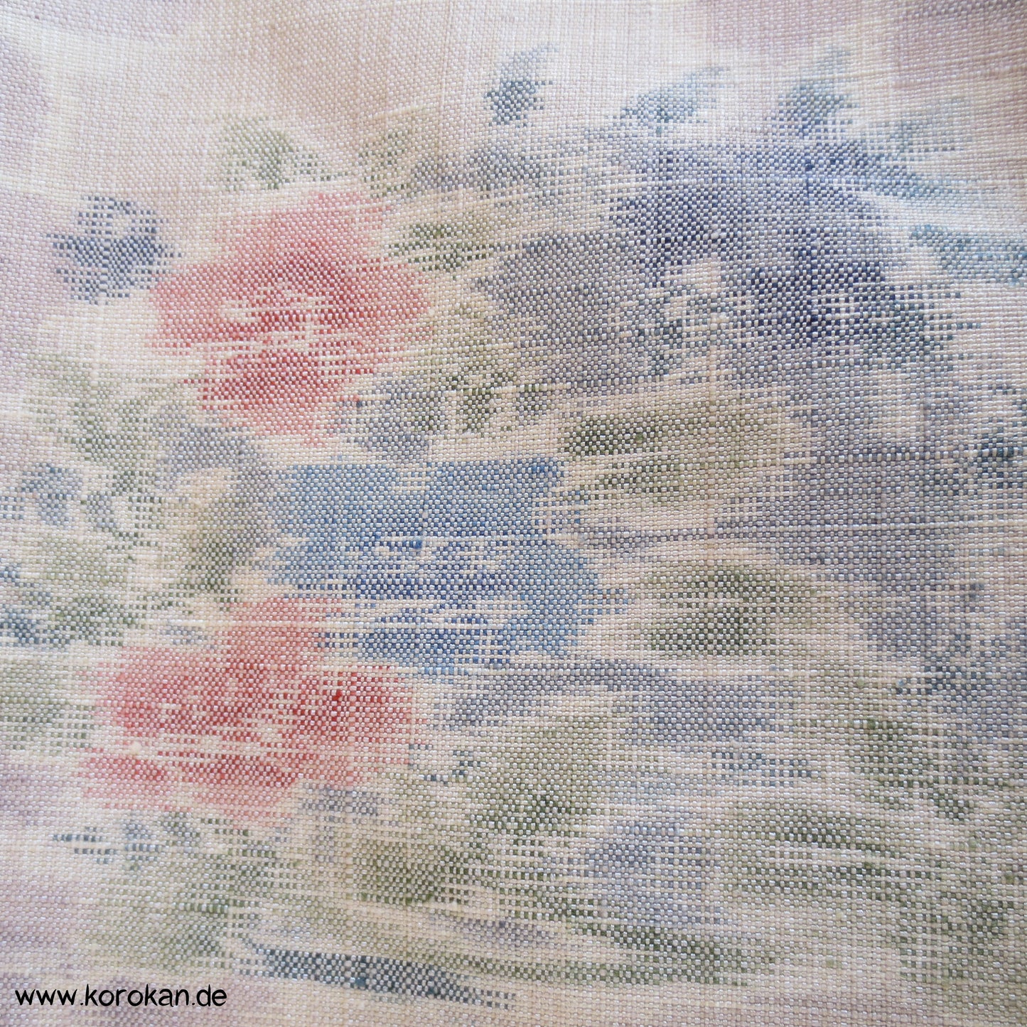 Tsumugi Seiden Kellerfalten Rock, pastellige Blüten in zartrosé