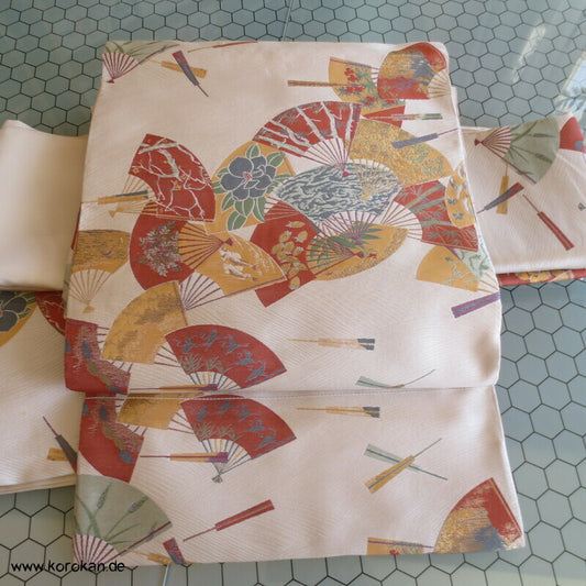 Fukuro Obi Fächer mit Motiven