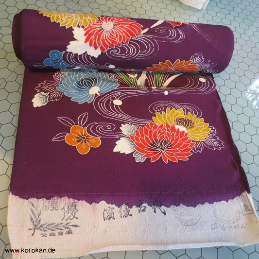 Geschenkbox mit Kimono Seidenstoffrolle, Bingata