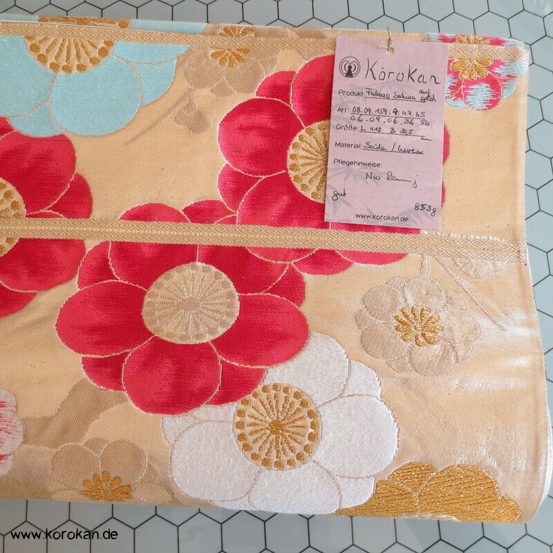 Fukuro Obi große Sakura Blüten auf gold