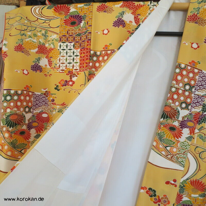 bunte klassisch japanische Muster Chu Furisode Seidencrepe Kimono