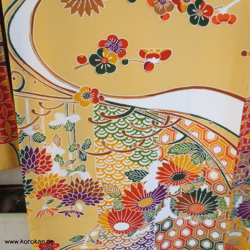 bunte klassisch japanische Muster Chu Furisode Seidencrepe Kimono