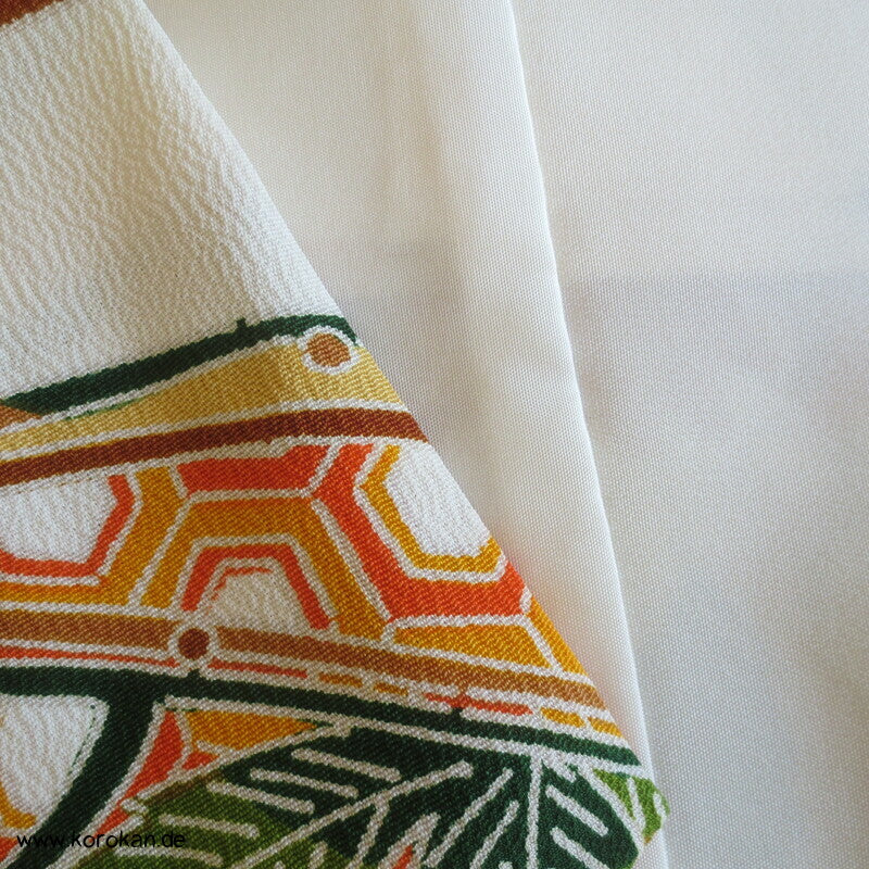 bunte klassisch japanische Muster Chu Furisode Seidencrepe Kimono
