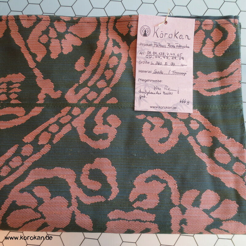 Fukuro Obi Riesen Tatewaku