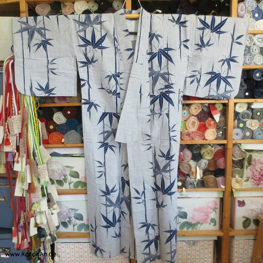 Bambus auf grober Leinwand hausgemachter Yukata