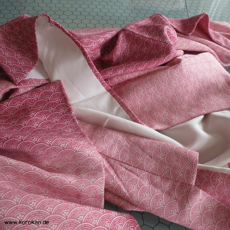 Yamato Homongi Kimono, Seidendamast Segaiha Wellen im Bokashi Farbverlauf