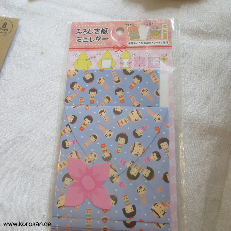 Geschenkumschläge Kokeshi oder Erdbeere