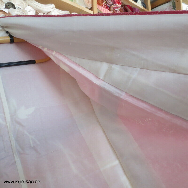 gedeckt pinkiger Päonien Seidencrepe Homongi Kimono