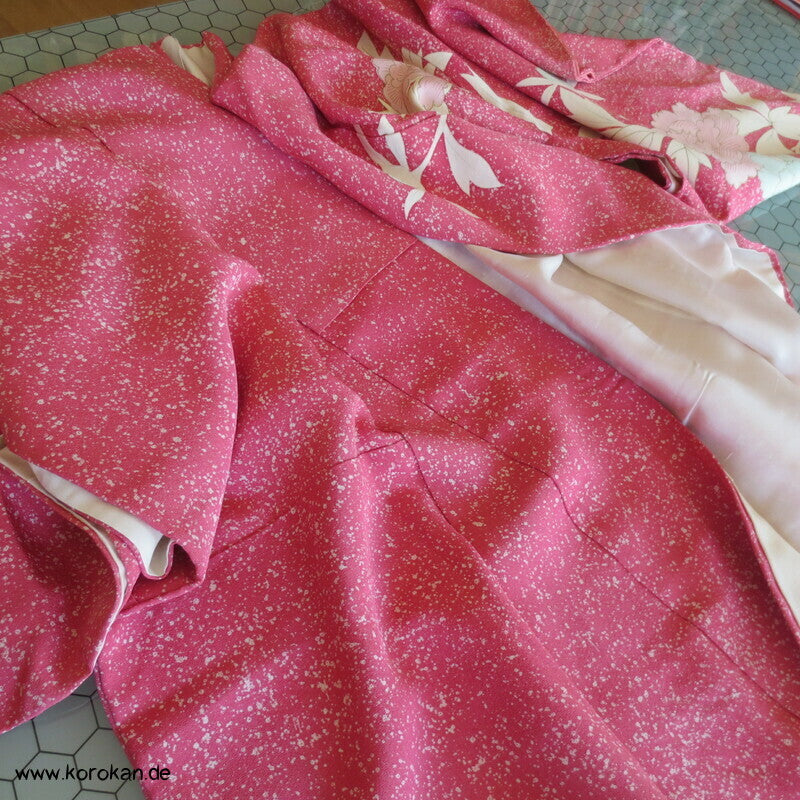gedeckt pinkiger Päonien Seidencrepe Homongi Kimono