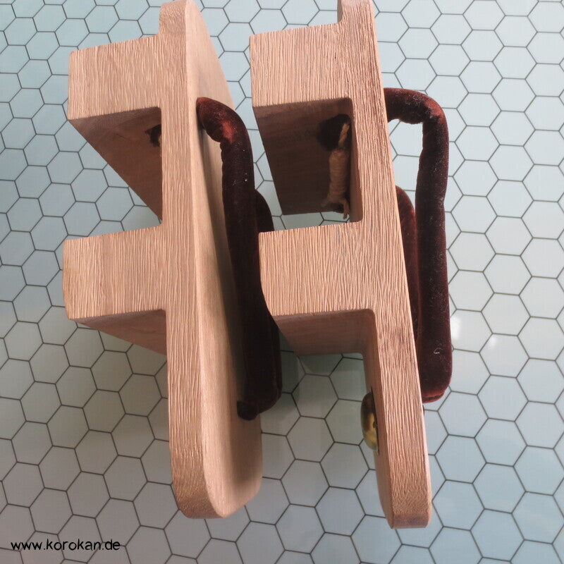 Vintage ungetragene Geta - leichtes Holz, braunes Samt Riemen