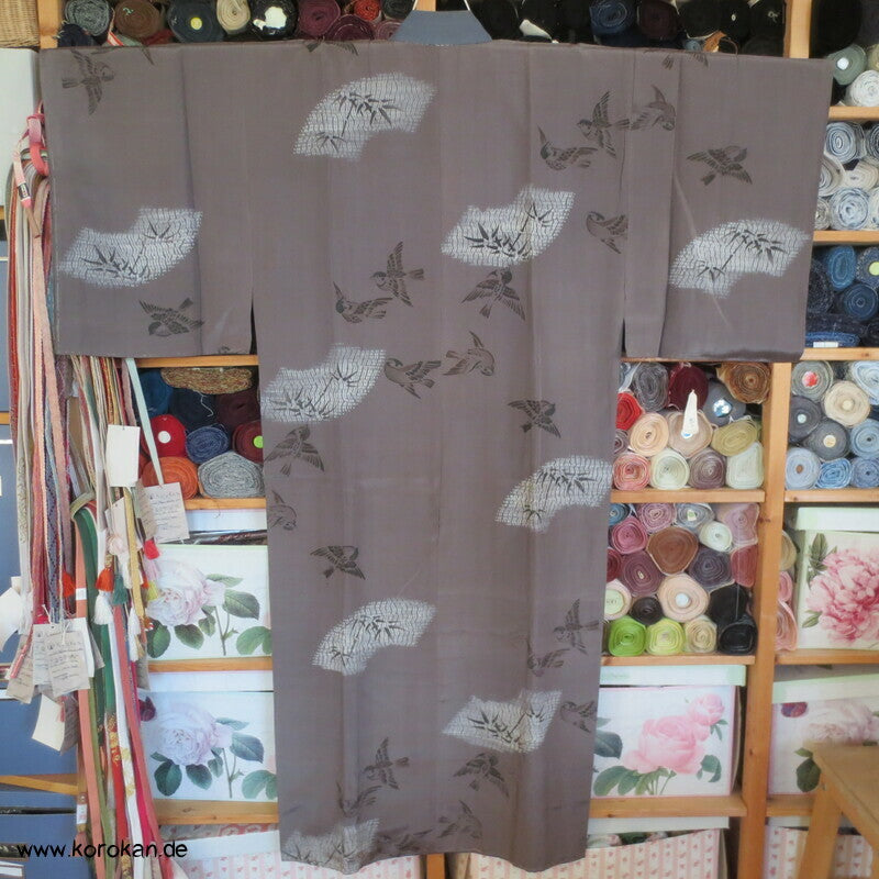 Spatzen und Bambus auf Shibori Fächern Juban Unter - Kimono