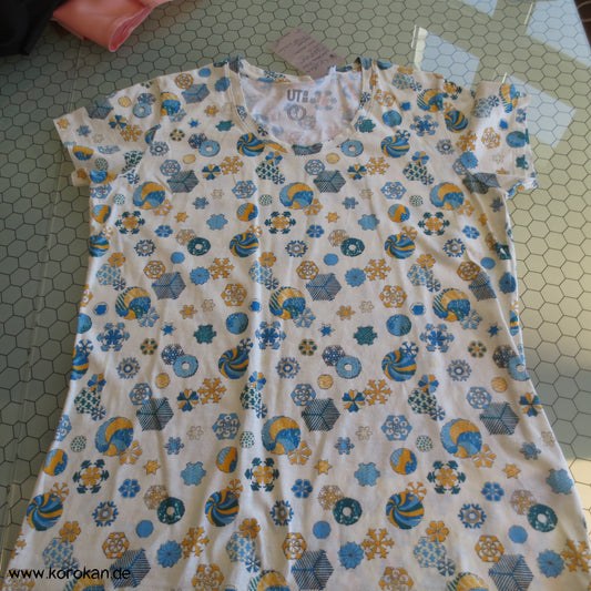 Uniqlo Schneeflocken Symbole T Shirt Gr. XL