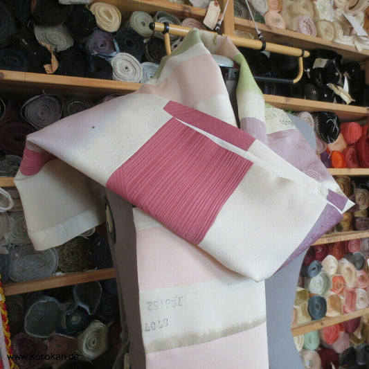 Patchwork Upcycling japanische Kimono Seiden Endstücke Schal