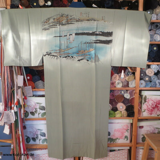 gemalte Hafenlandschaft, Boote, schilffarbene Seide, Juban Unter Kimono