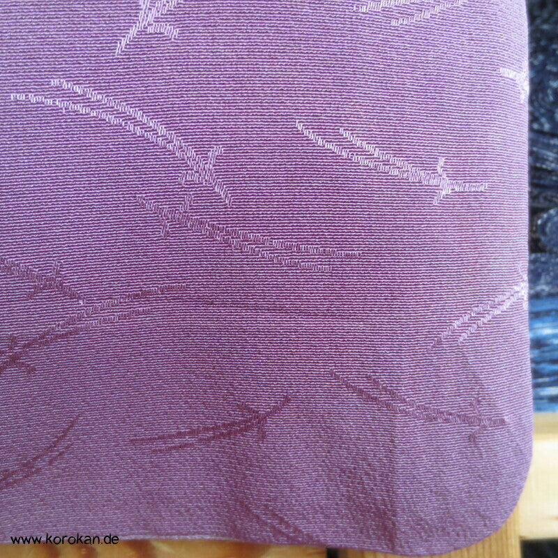 Kiefernnadeln Sagara Knötchenstickerei Komon Kimono