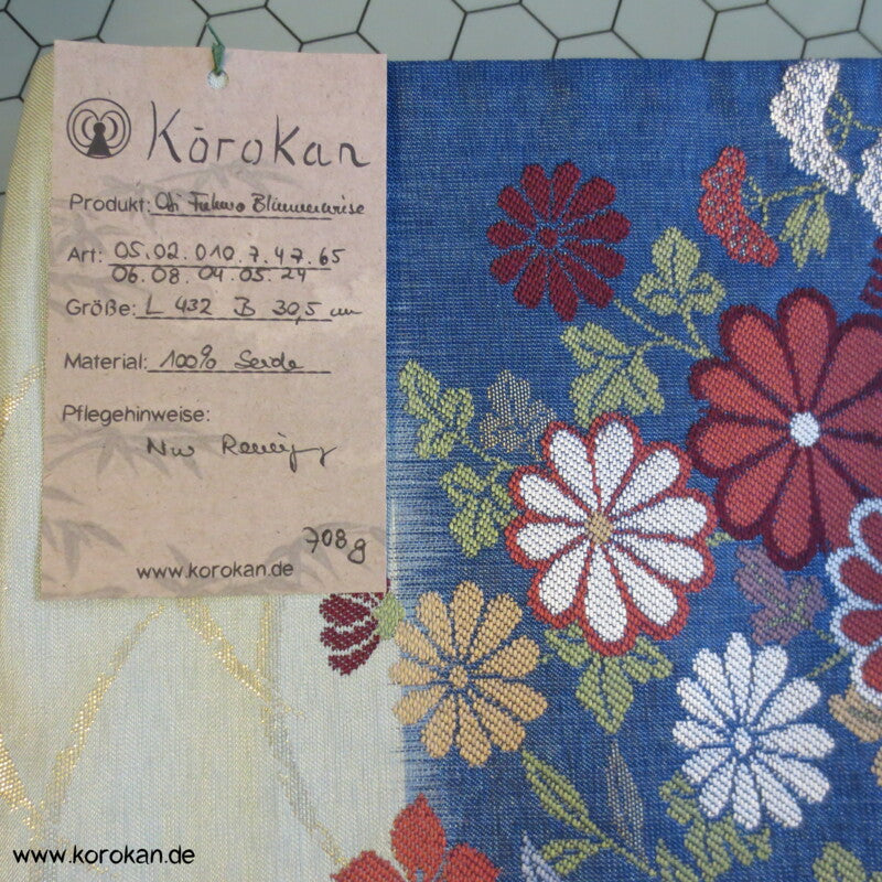 Blumenwiese auf blau - lachs - kiesel Fukuro Obi