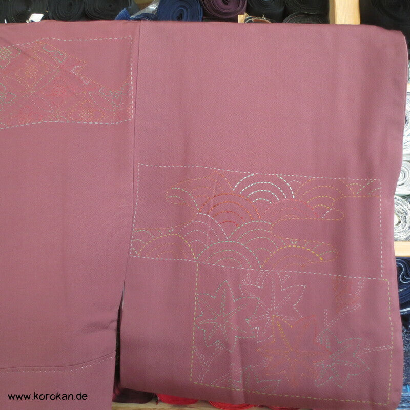 Sashiko Motive teilbestickter Tsukesage Kimono Seidencrepe