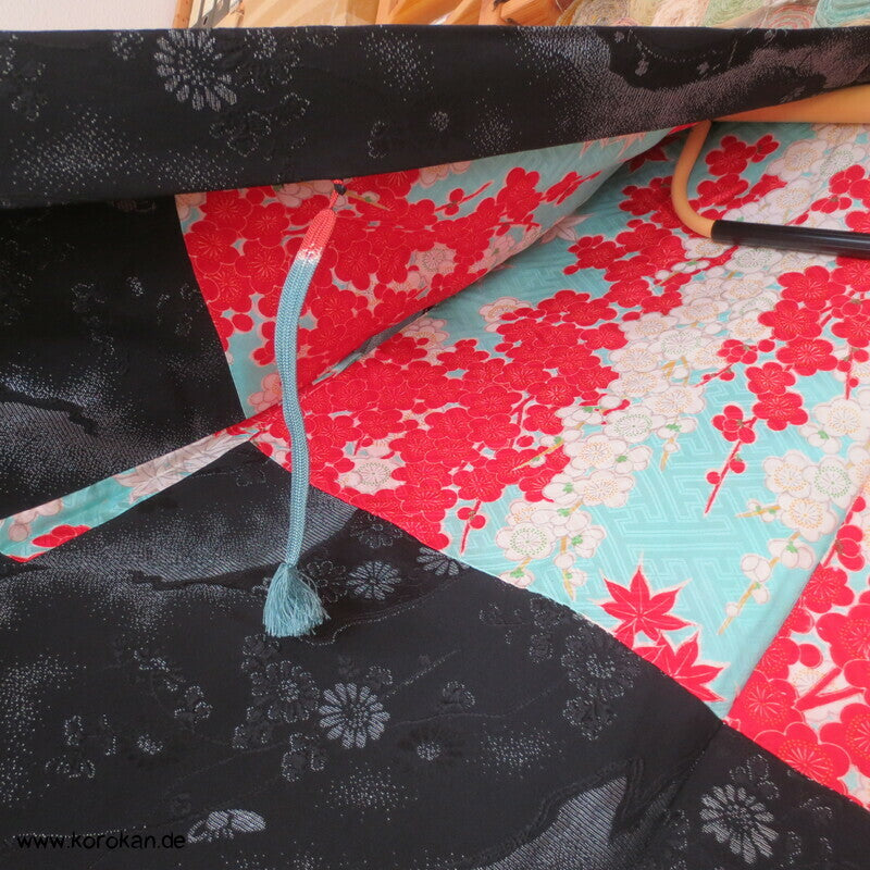 silberne Blüten Matelassè Haori (Abend - ) Jacke, mit Himo