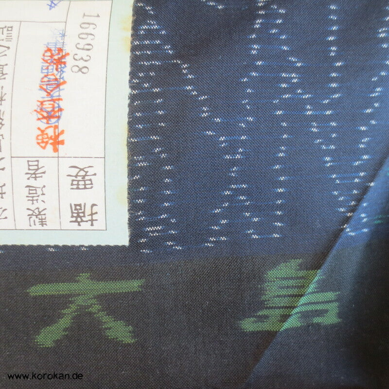 Zweige auf dunkelblau Kasuri Regenmantel Kimono Seide
