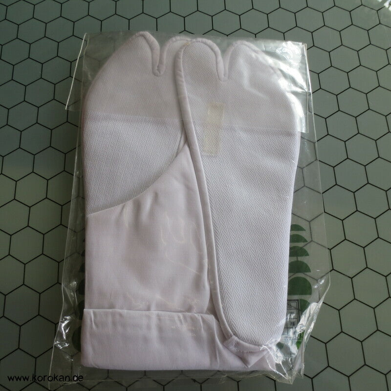 weiße Tabi Socken mit 4 Haken