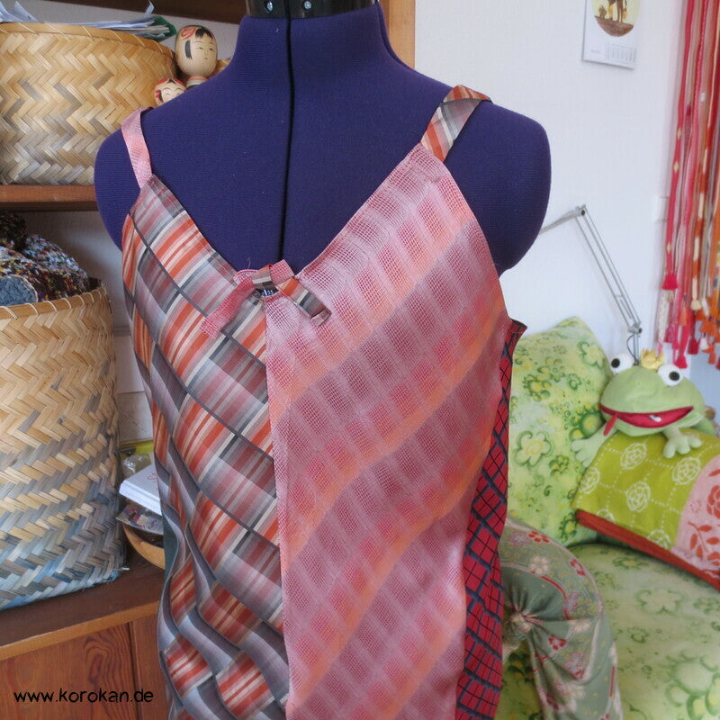 Upcycling Seiden Krawatten Top