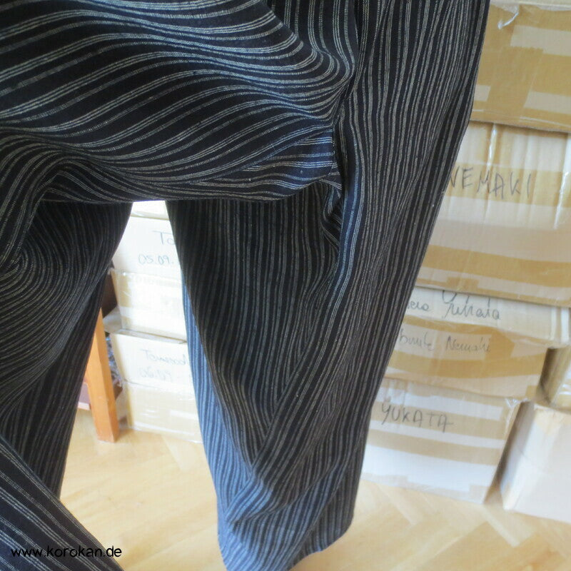 Latzhose aus Tsumugi Seide, Upcycling, Zero Waste