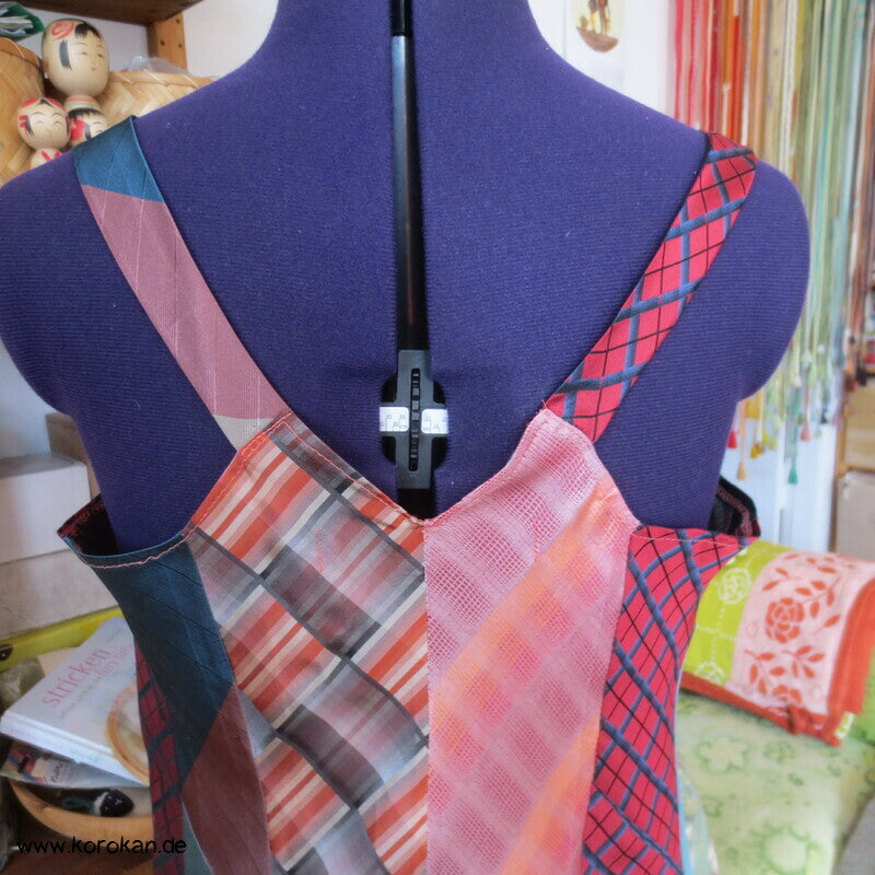 Upcycling Seiden Krawatten Top