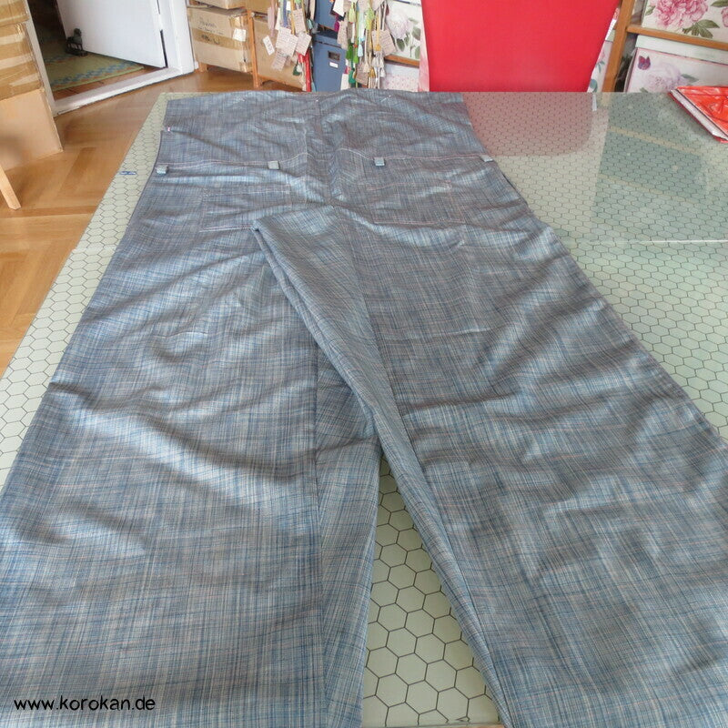 Overall aus feinkarierter Tsumugi Seide, Araihari Kimono