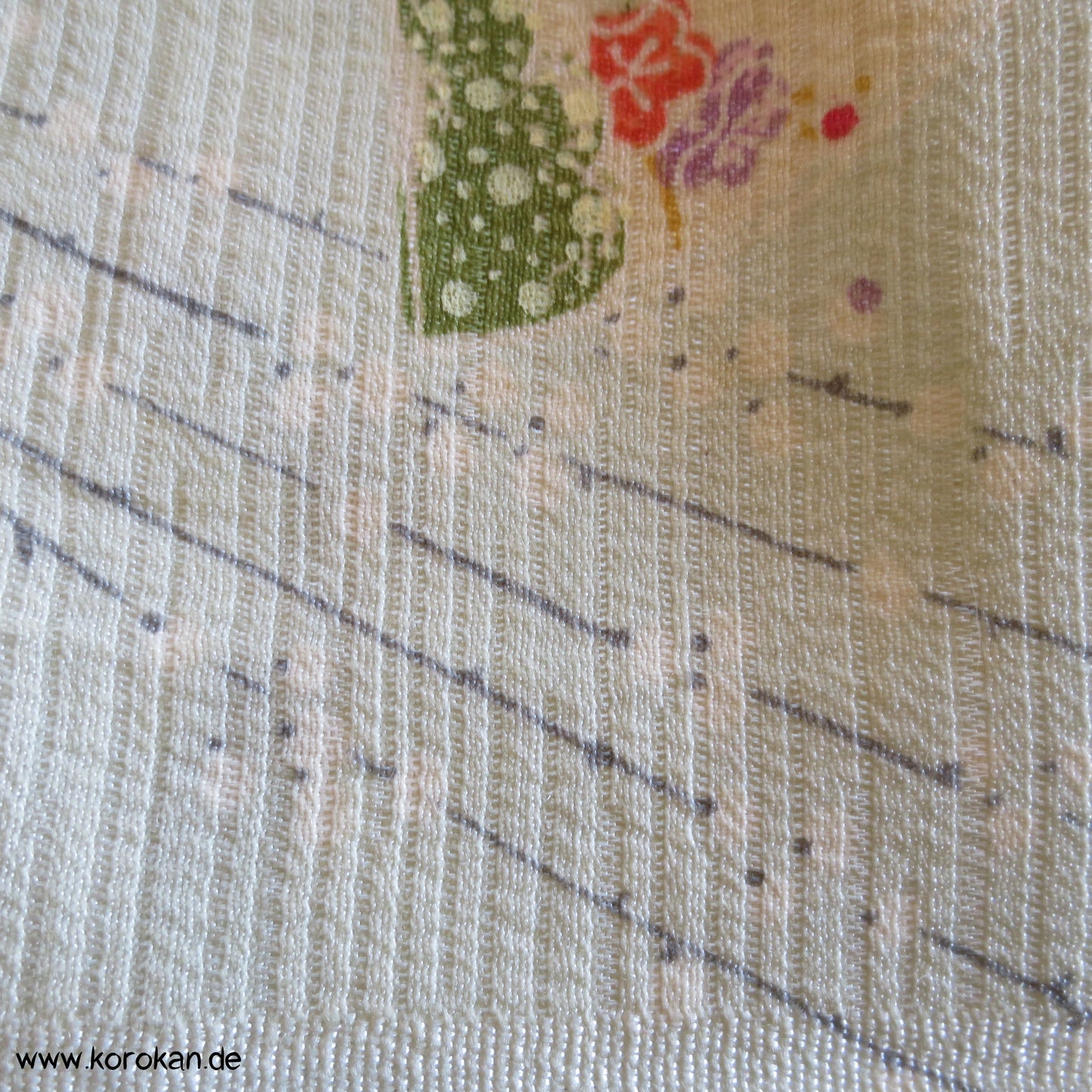 Carmen top aus Baumwolljersey und Kimono Seidenkrepp