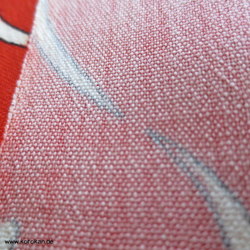 Wollmusselin Tatewaku mit Blüten auf rot - Juban oder Kimono Stoff