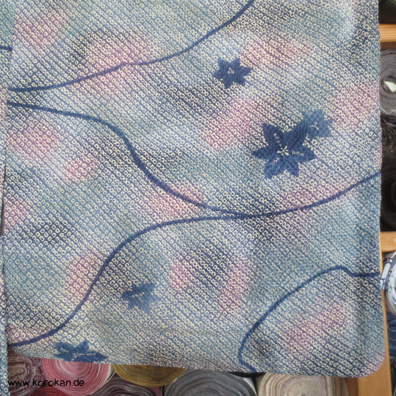 Fake Full Shibori Haori Ahornblätter in hellblau indigo flieder