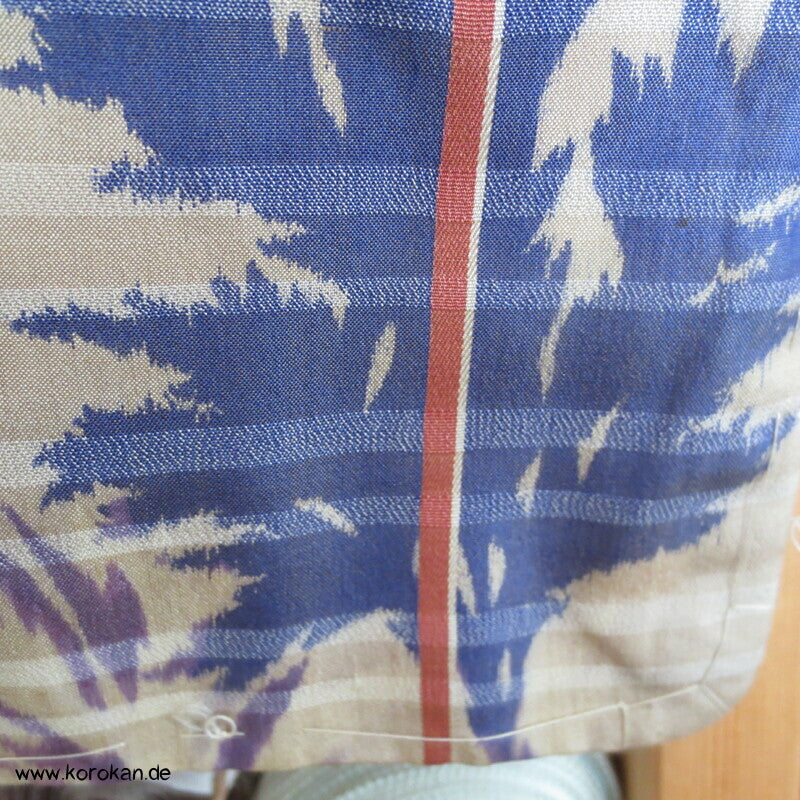 Art Deco violettblaue Blätter und Zweige Meisen Seiden Kimono