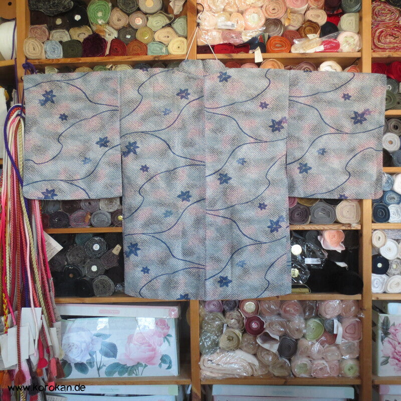 Fake Full Shibori Haori Ahornblätter in hellblau indigo flieder