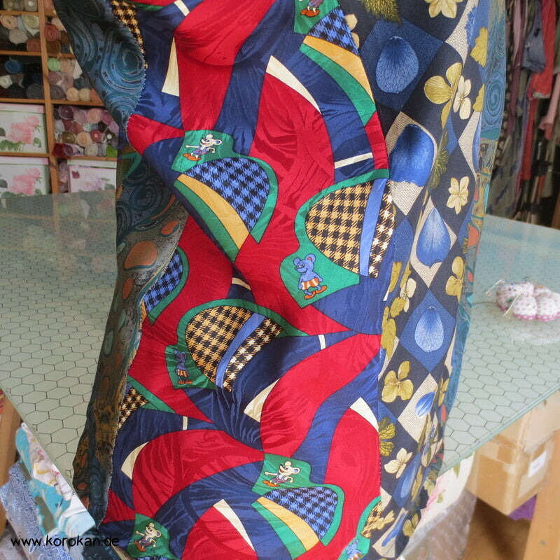 Upcycling Seiden Krawatten Top  bunt